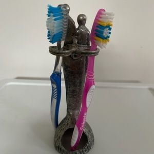 Toothbrush Holder